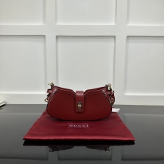 Gucci Hobo Bags